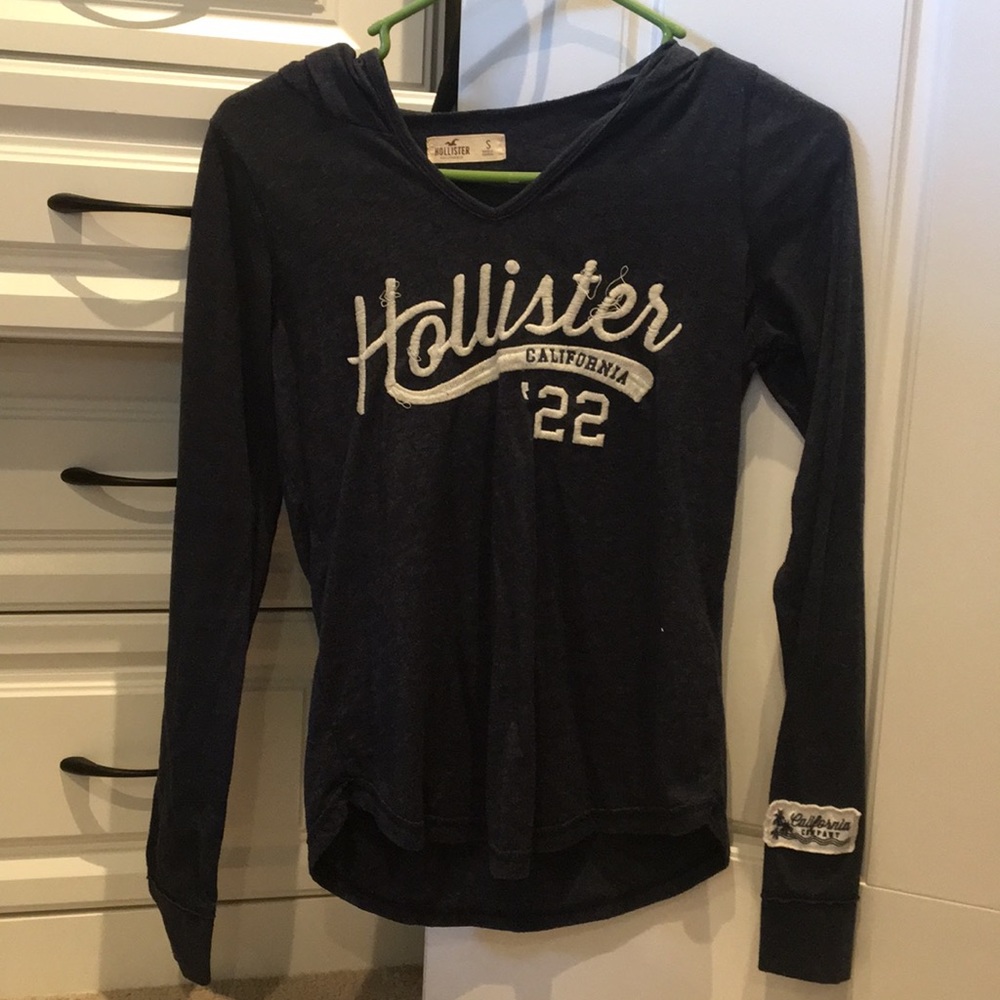 Navy Hollister hoodie